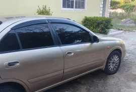 Nissan almera 2004