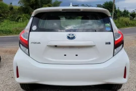 2018 TOYOTA AQUA HYBRID