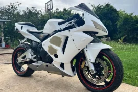 Fresh 2012 Honda RR In Jamaica ???????? 4 months $