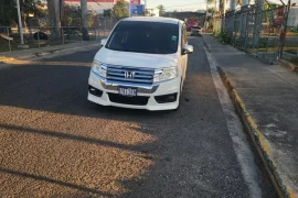 Honda stepwagon spada excellent condition