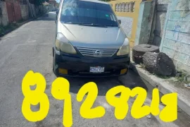 2001 Nissan serena