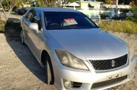 2012 Toyota Crown