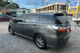 2014 Toyota wish