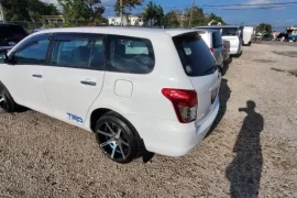 2011 Toyota Fielder (2WD)