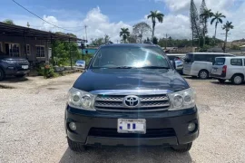 2010 Toyota Fortuner