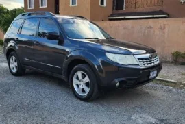 2012 Subaru Forester excellent condition