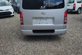 Toyota Hiace GL